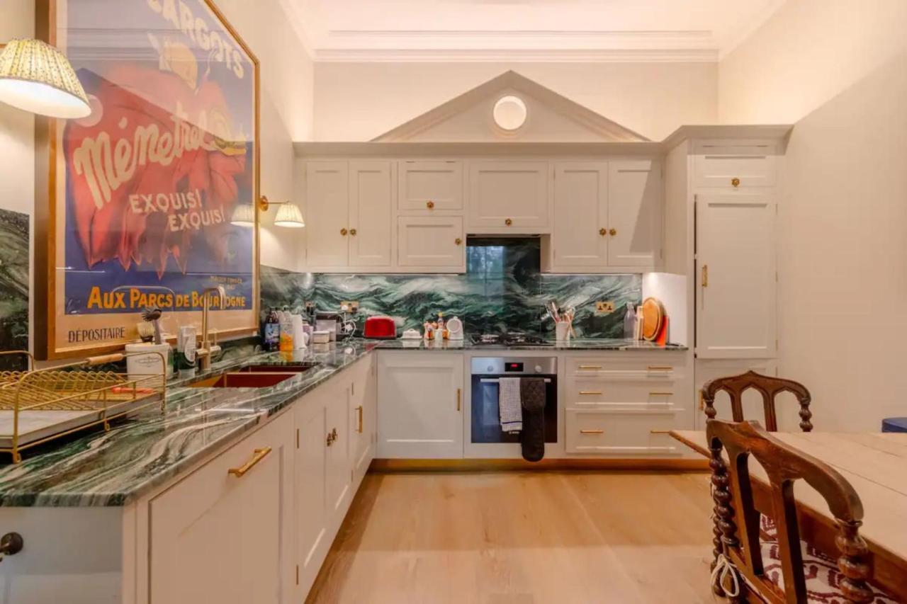 Luxurious & Stylish 2bd House - Bayswater! Appartamento Londra