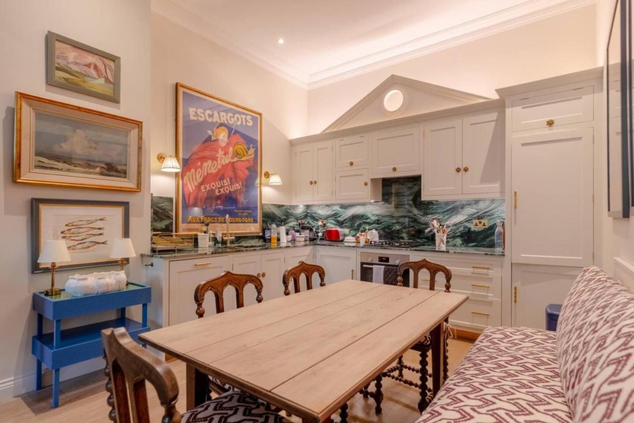 Luxurious & Stylish 2bd House - Bayswater! * Londra