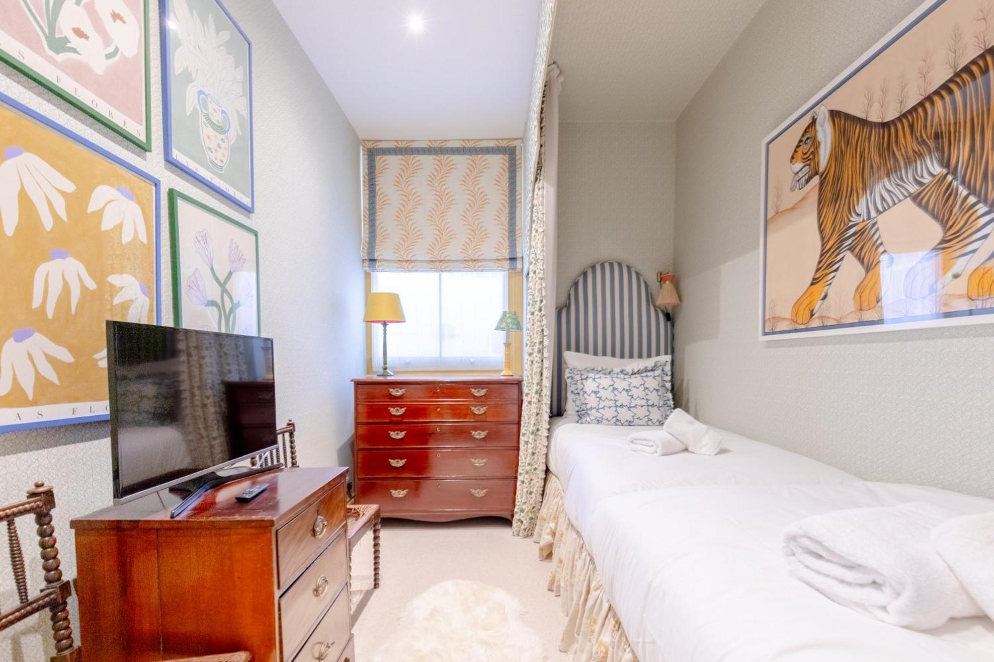 Luxurious & Stylish 2bd House - Bayswater! Londra